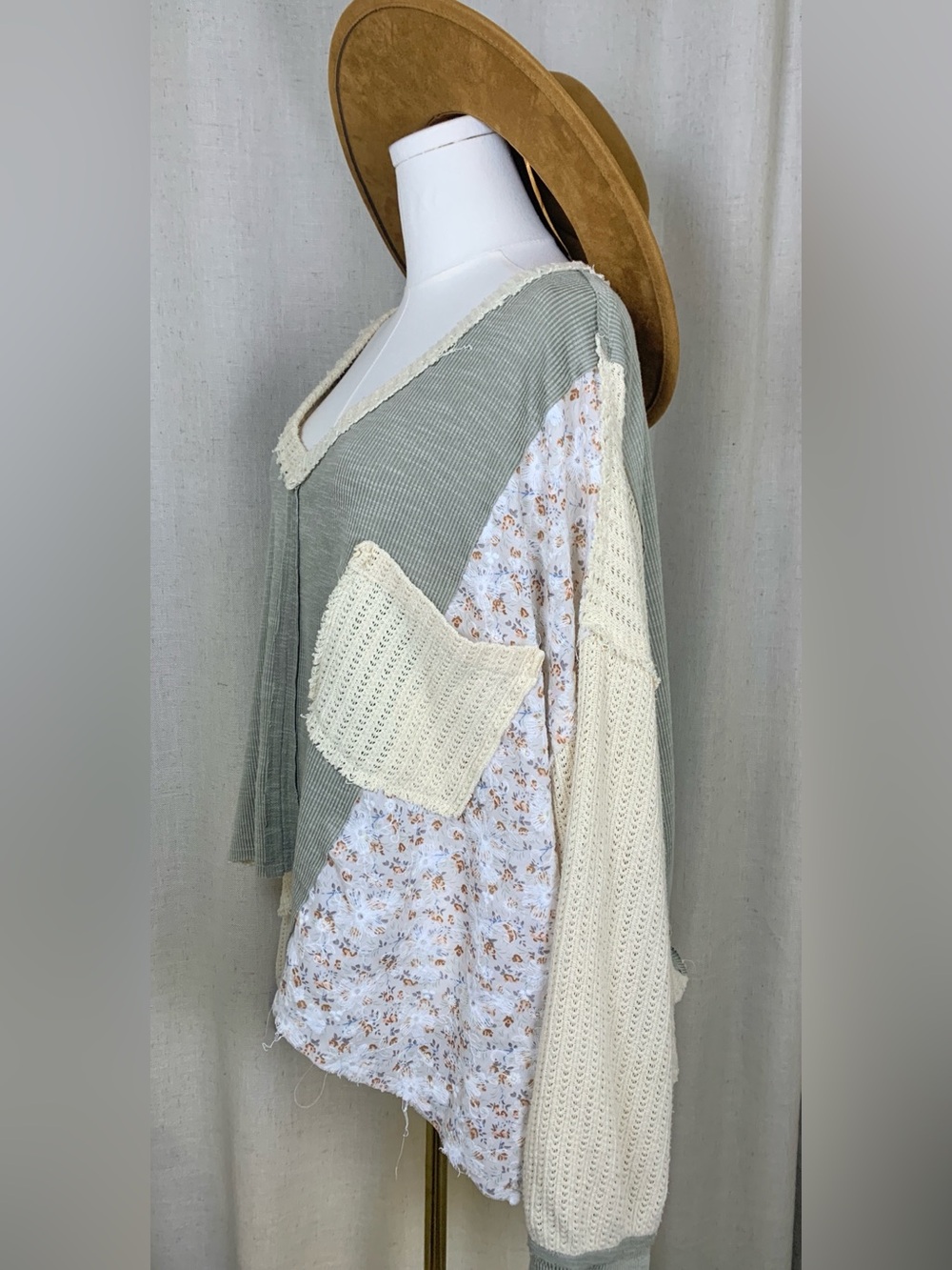 POL Sage Green Boho Patchwork V-Neck Crochet Sleeve Mixed Fabric Top M